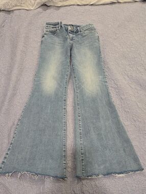 Express Light Blue Medium-Rise 70's Flare Jeans Size M!
